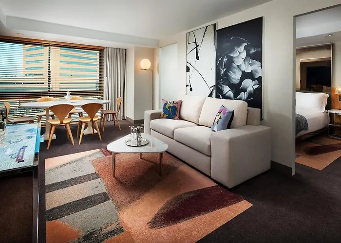 One-Bedroom King Suite