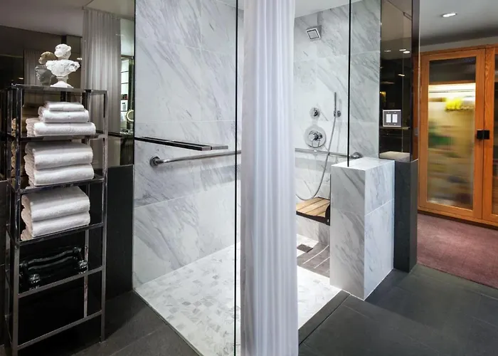 Superior  Double Room Mobility or hearing accessible